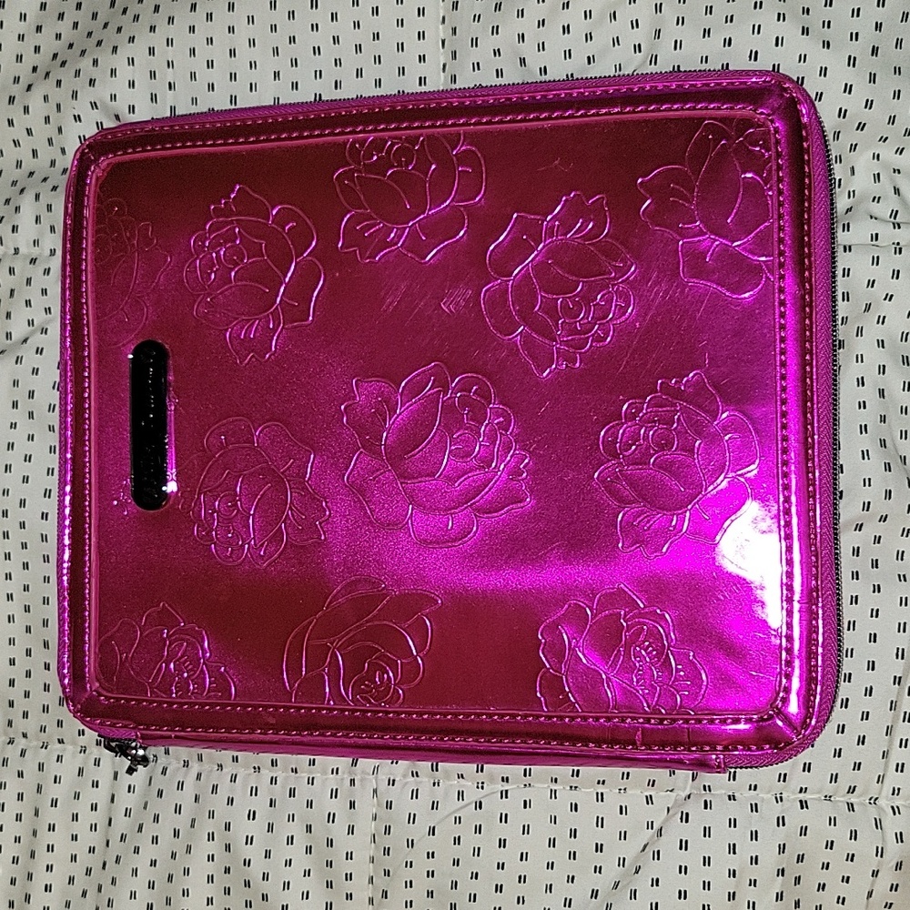 Betsey Johnson IPAD case, Bright Pink Foil w/embossed Rose design